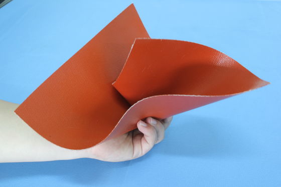 Tissu en verre électronique en caoutchouc de silicone résistant aux déchirures en fibre de verre en silicone pour isolation industrielle