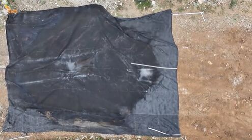 Couverture anti-incendie pour voiture Suntex avec déploiement facile et utilisation par deux personnes dans un compartiment de rangement pratique