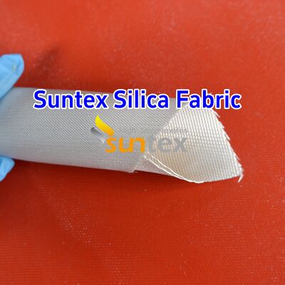 Custom 96% SiO2 High Silica Fiberglass Cloth with 1000℃ Temperature Resistance and Double Sides Crowfoot Pattern