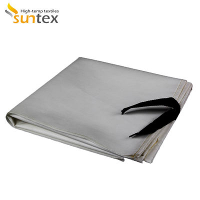 Couverture de soudage en rouleau Couverture de protection de soudage fournissant une résistance thermique et une sécurité efficaces pour les tâches de soudage industriel
